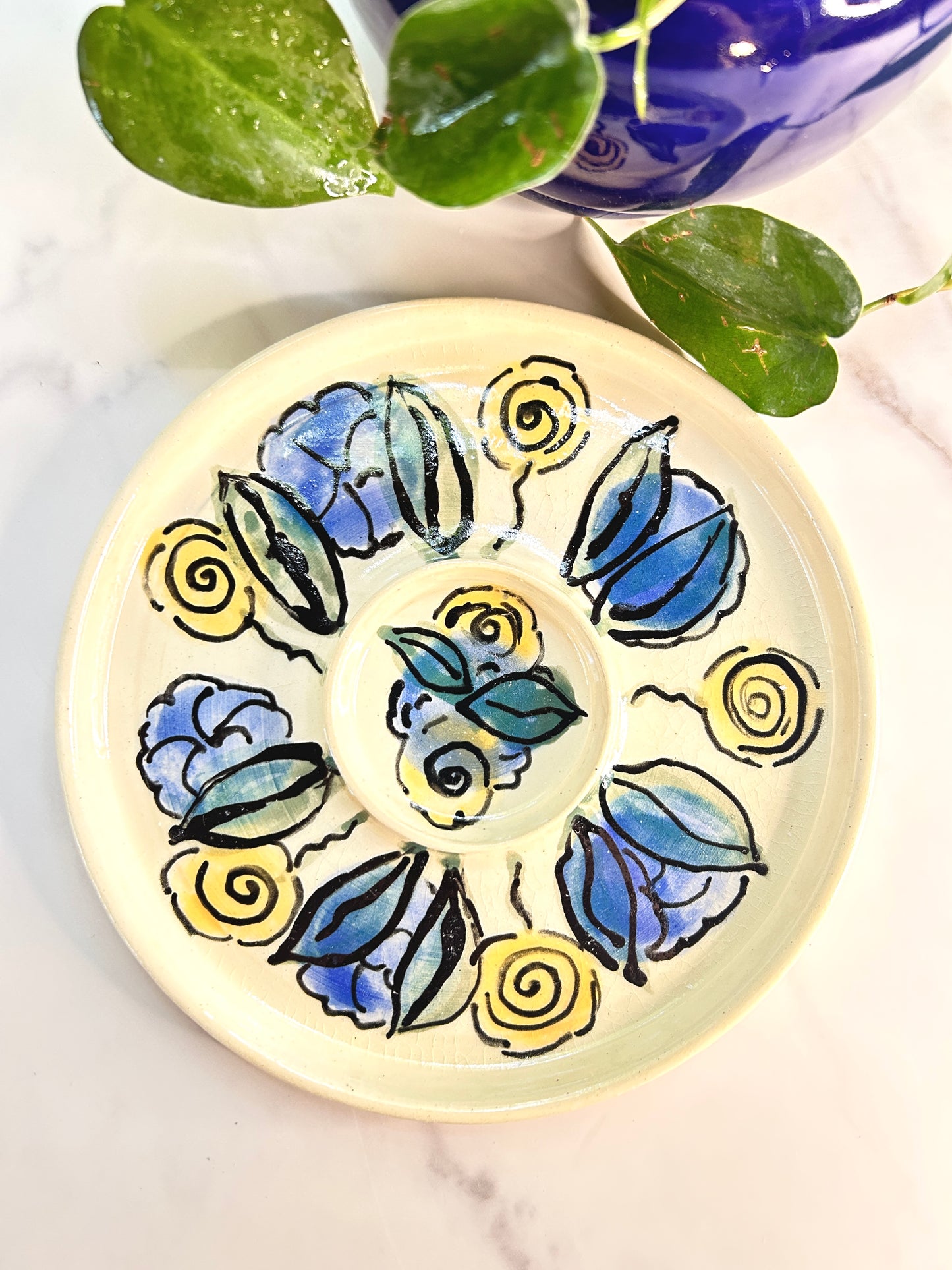 Chip and Dip Plates
