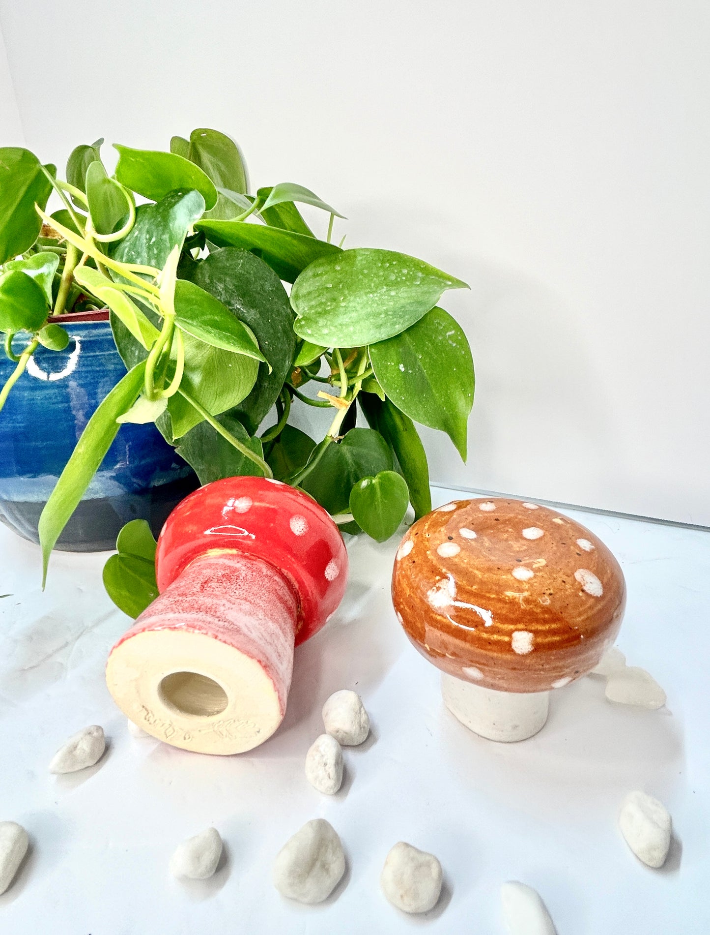 Figurines